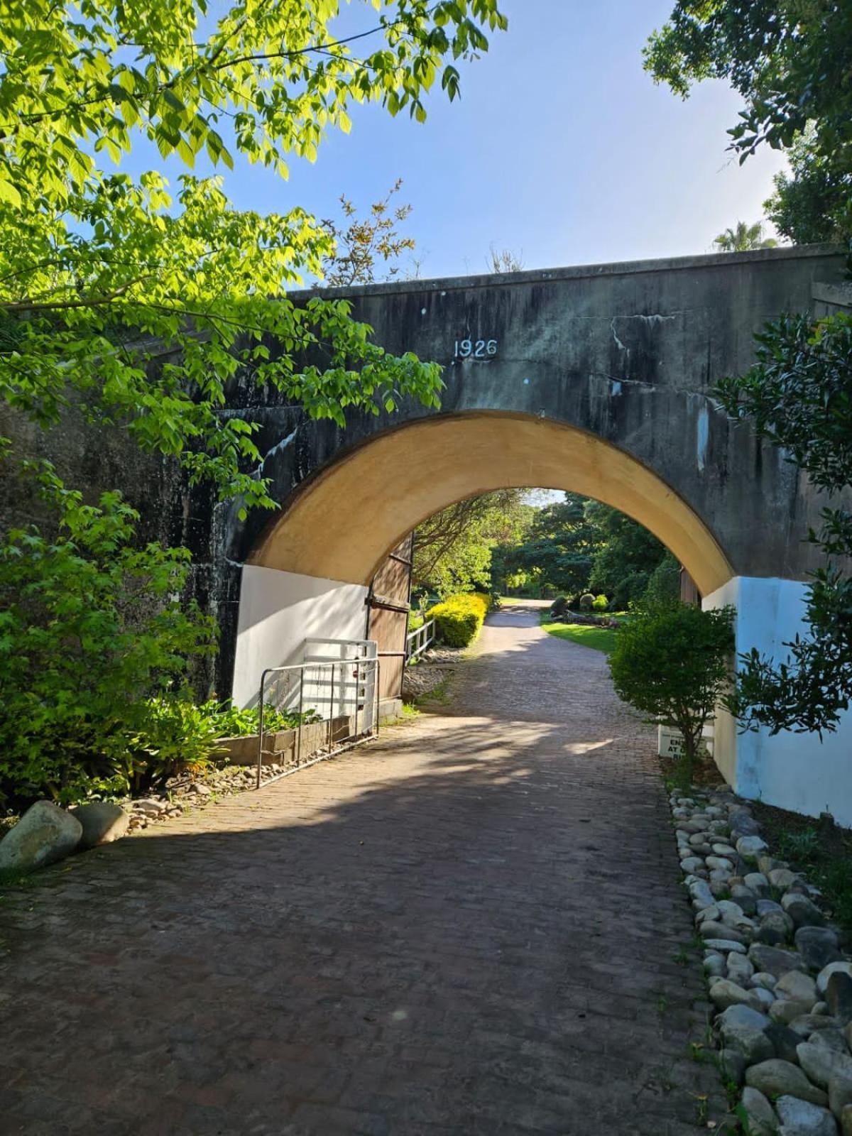 The Riverdeck Accommodation And Backpackers Книсна Екстер'єр фото